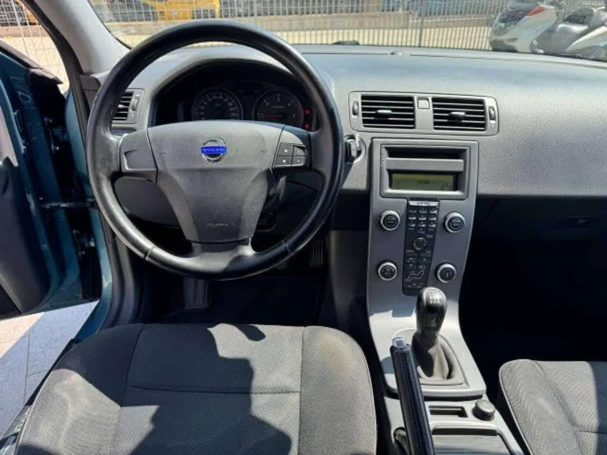 Volvo V50 usata a Savona (12)