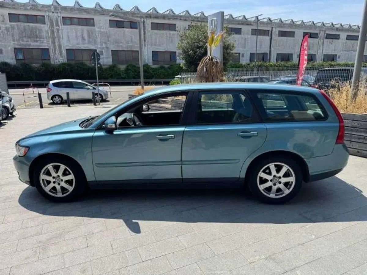 Volvo V50 usata a Savona (3)