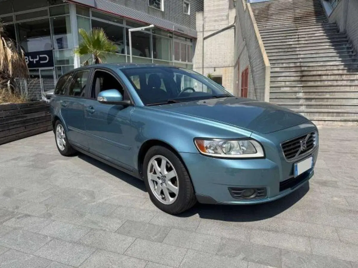 Volvo V50 usata a Savona (8)