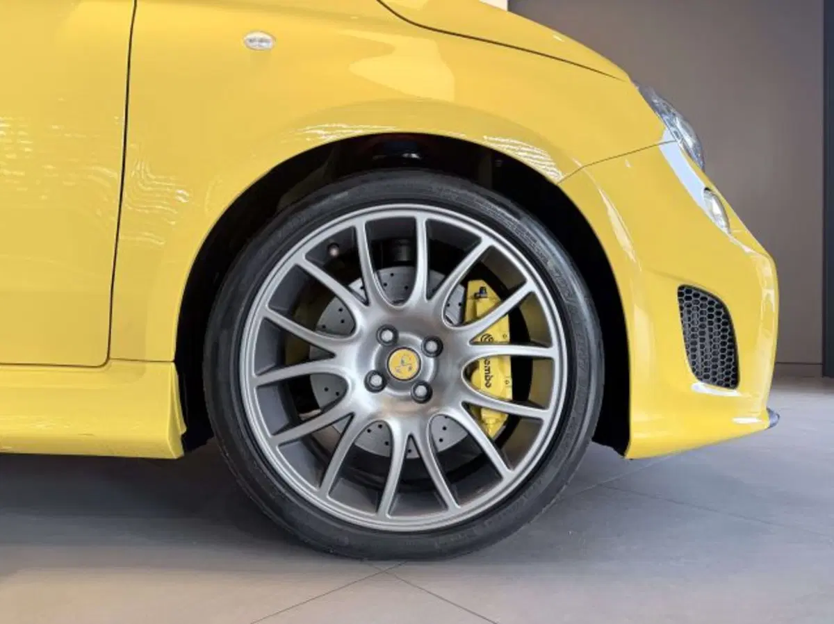 Abarth 695 usata a Torino (4)