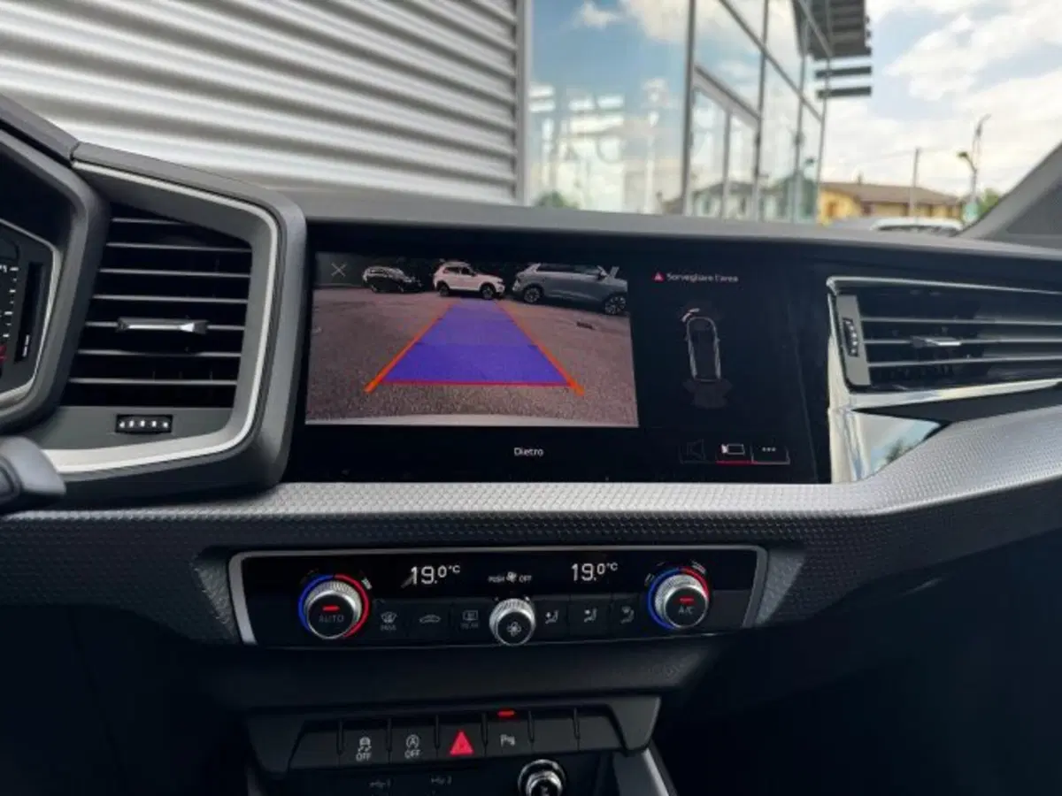 Audi A1 Sportback nuova a Treviso (7)