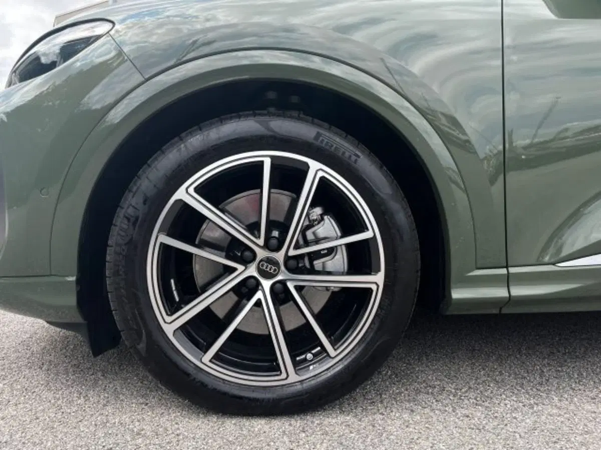 Audi Q5 Sportback nuova a Treviso (16)