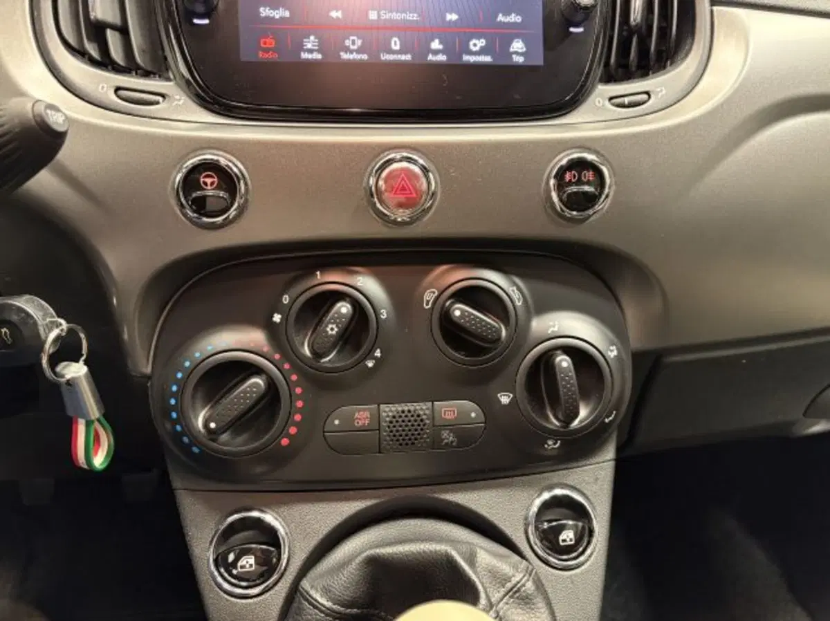 Fiat 500C Cabrio usata a Treviso (9)