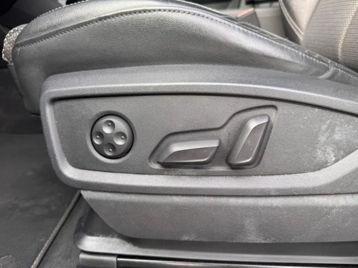 Audi Q5 Sportback usata a Treviso (12)