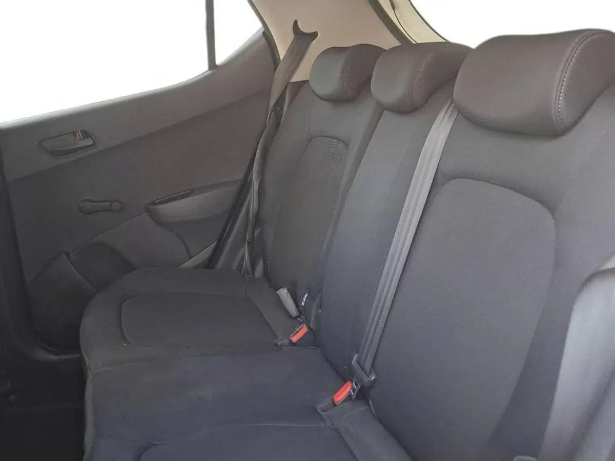 Hyundai i10 usata a Torino (11)