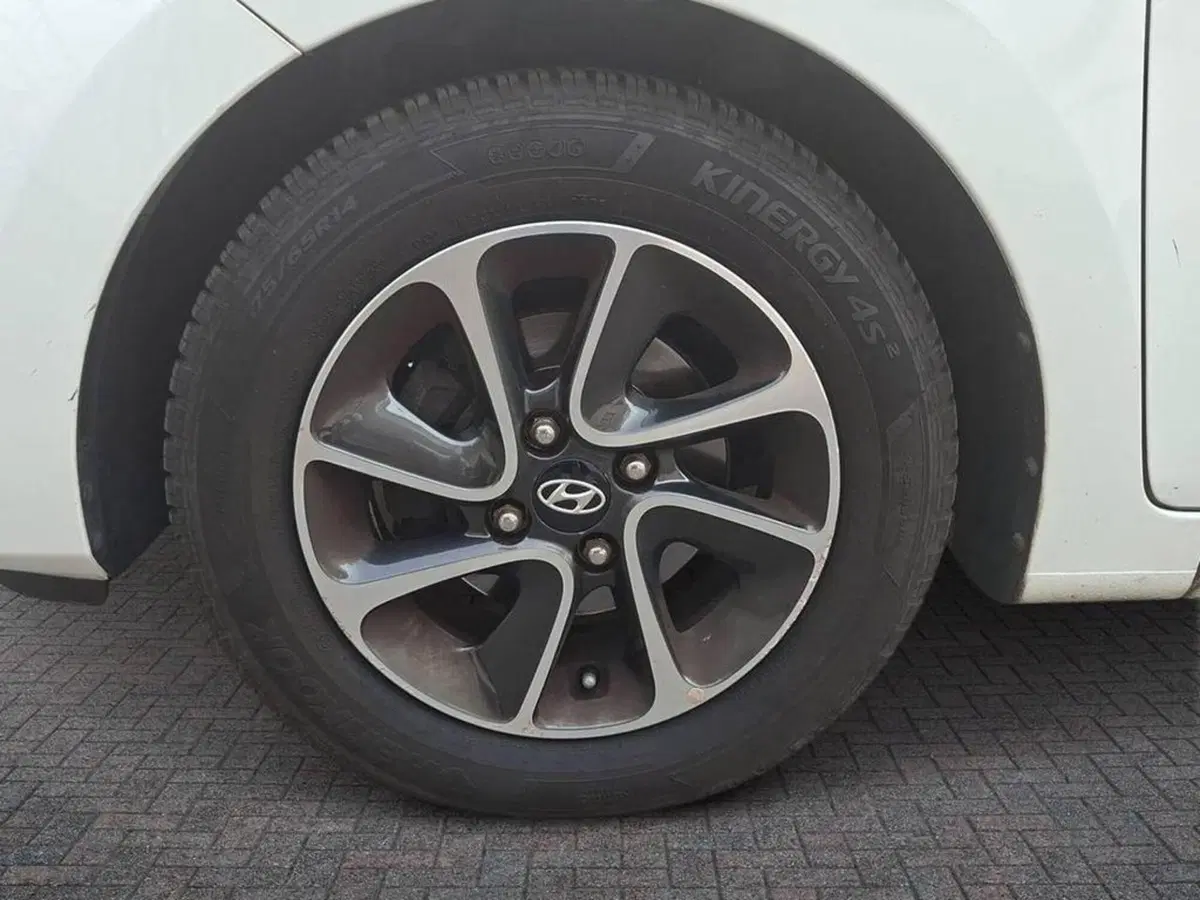 Hyundai i10 usata a Torino (5)