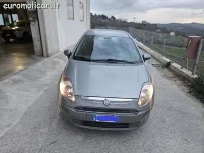 Fiat Punto Evo 1.3 Mjt 75 CV 5 porte Dynamic del 2010 usata a Campodipietra