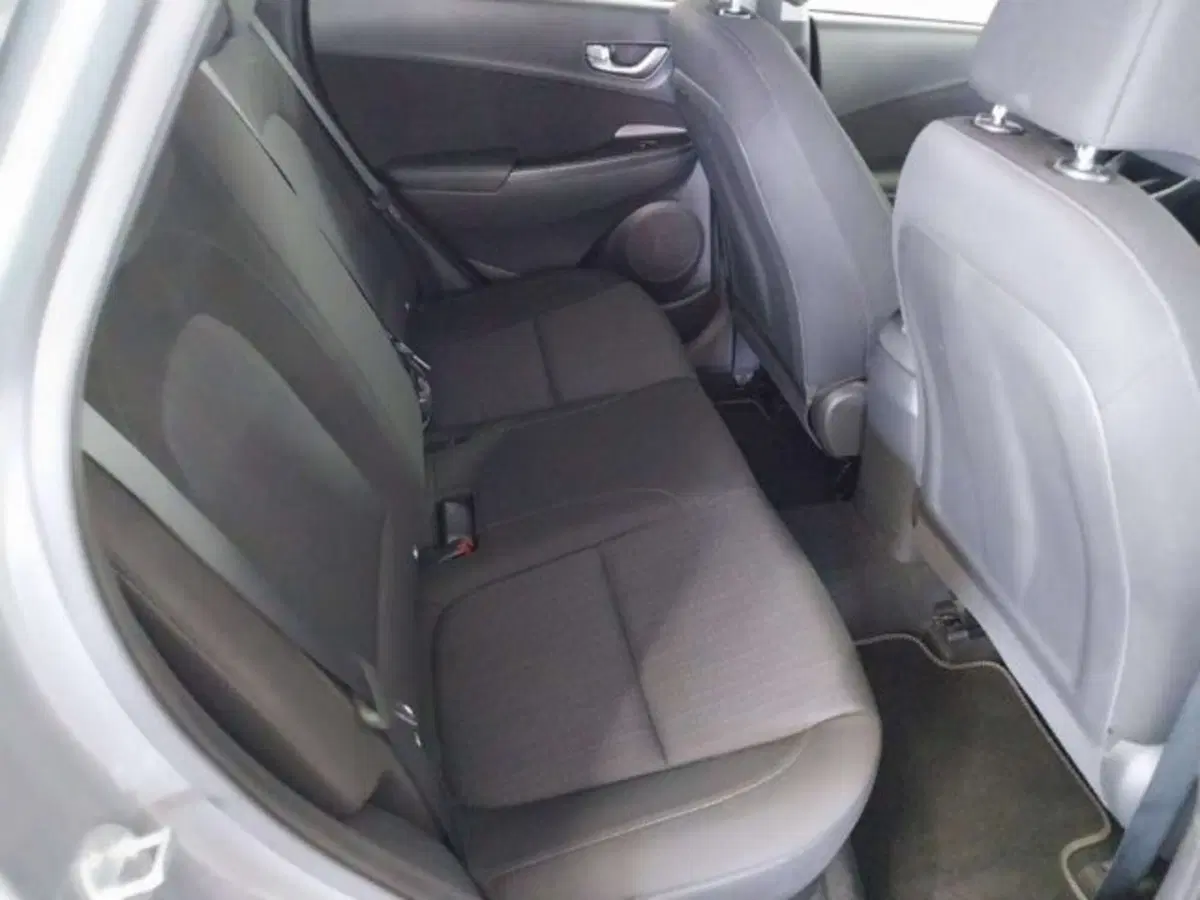 Hyundai Kona usata a Firenze (11)