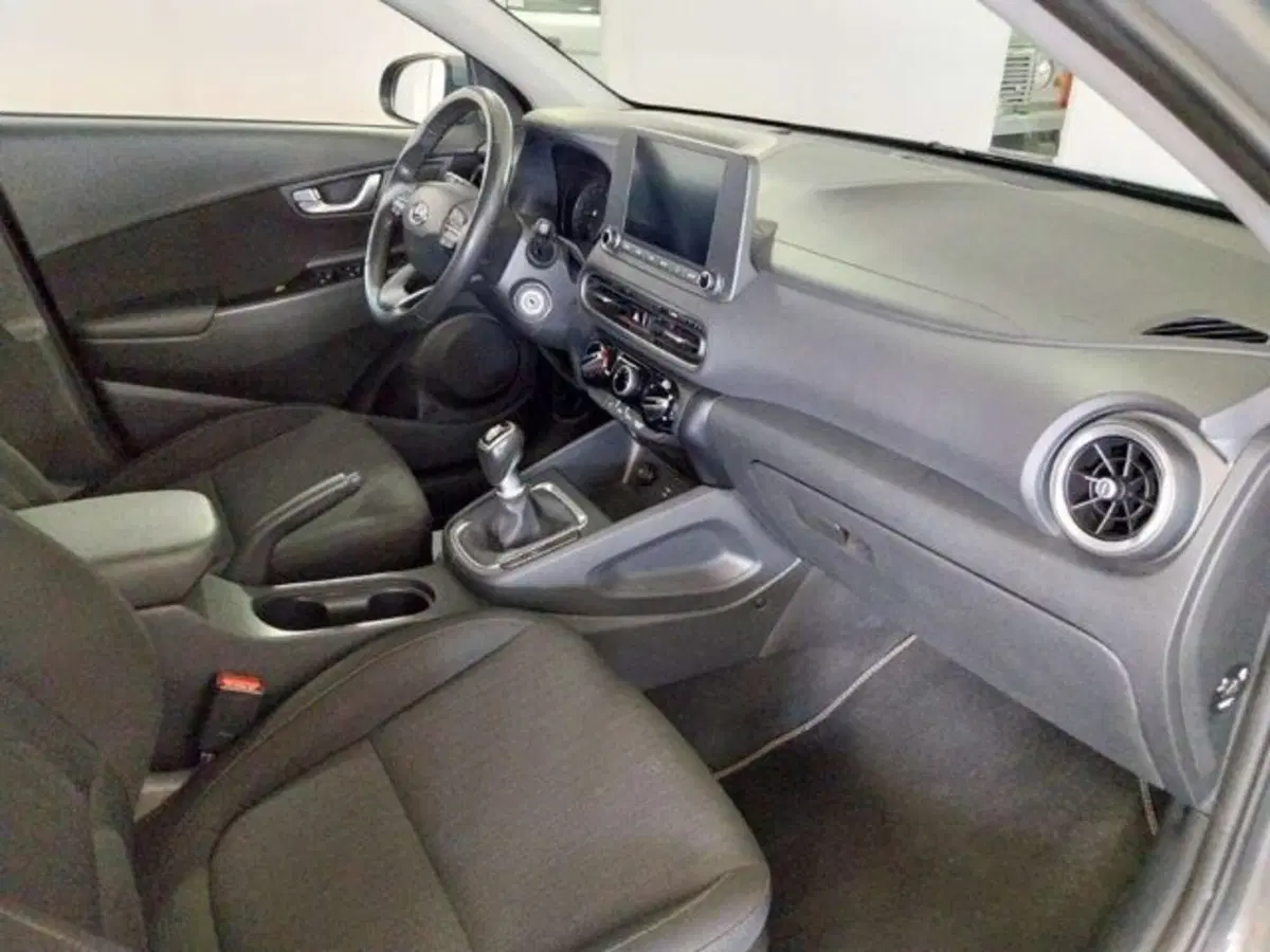 Hyundai Kona usata a Firenze (12)