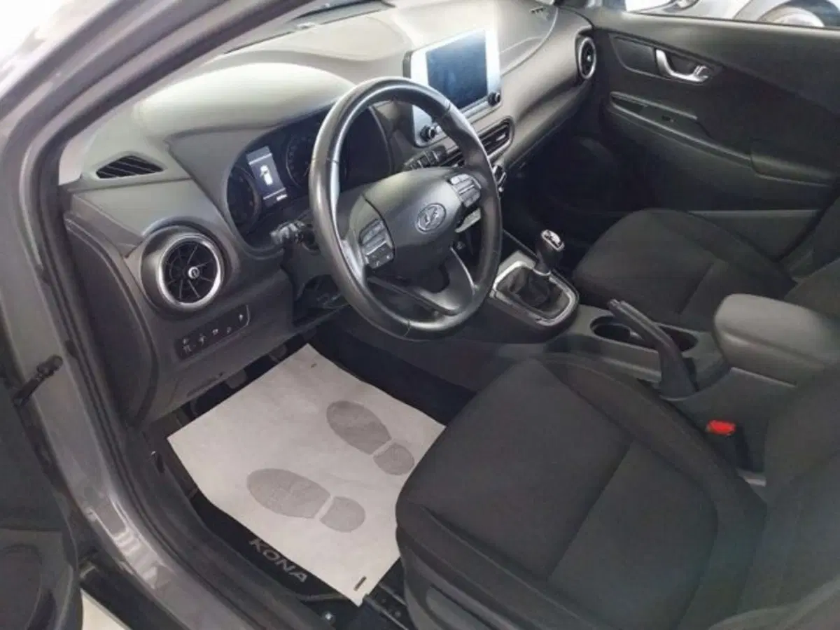 Hyundai Kona usata a Firenze (7)