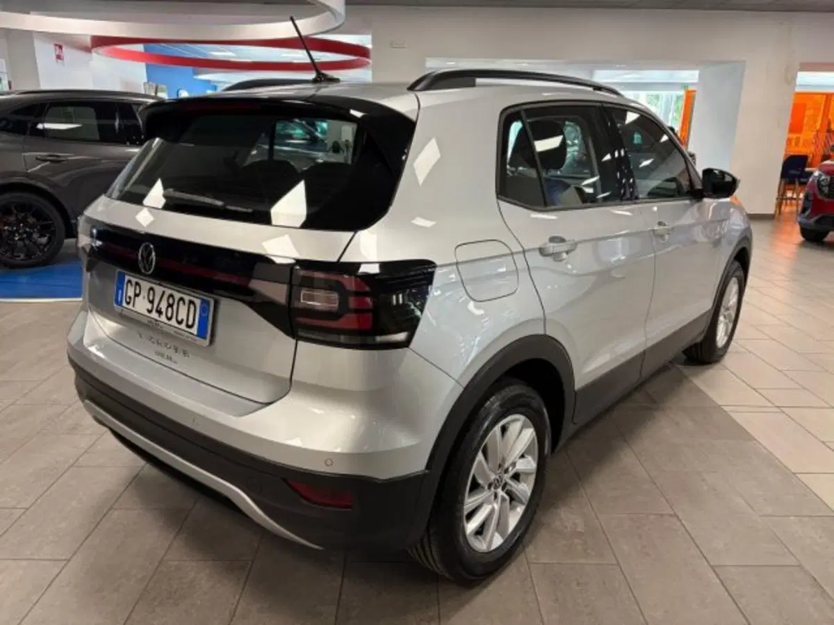 Volkswagen T-Cross usata a Cuneo (7)