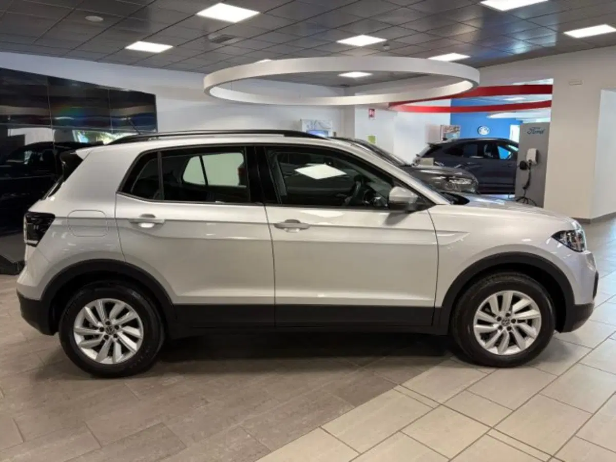 Volkswagen T-Cross usata a Cuneo (8)