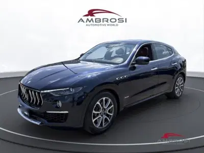 Maserati Levante Levante V6 AWD Granlusso del 2021 usata a Corciano