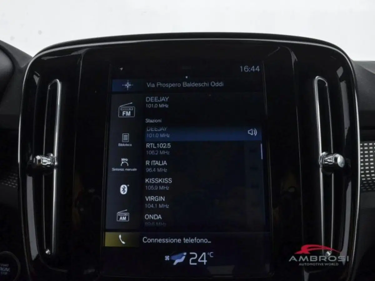 Volvo XC40 usata a Perugia (14)