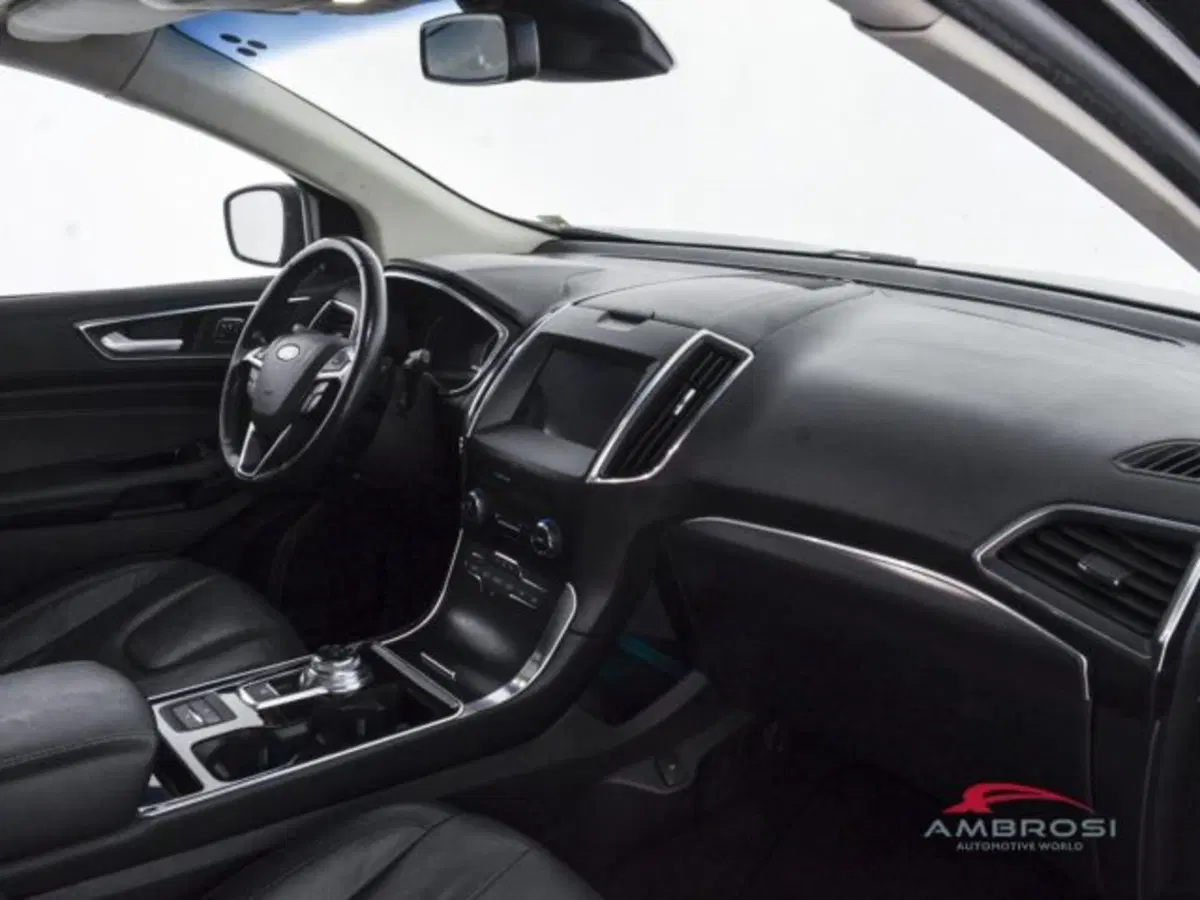 Ford Edge usata a Perugia (12)