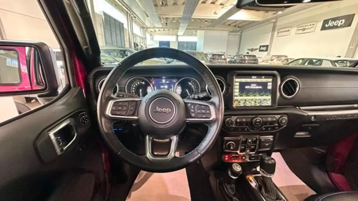 Jeep Wrangler Unlimited usata a Reggio Emilia (15)
