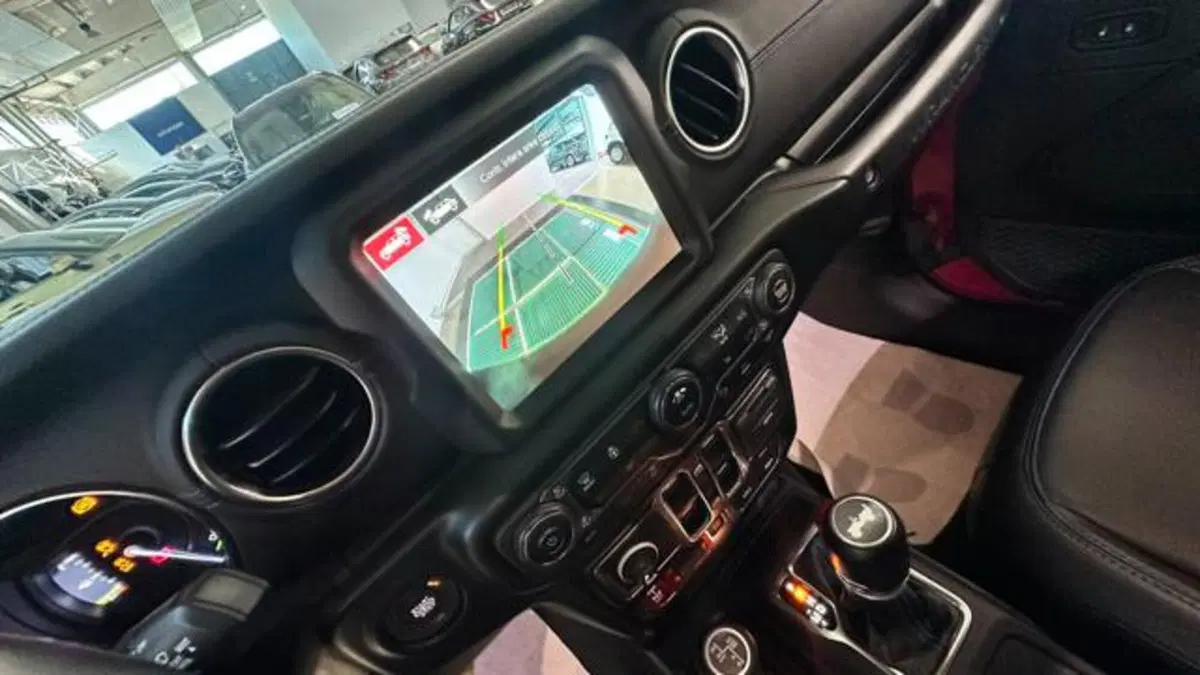 Jeep Wrangler Unlimited usata a Reggio Emilia (17)