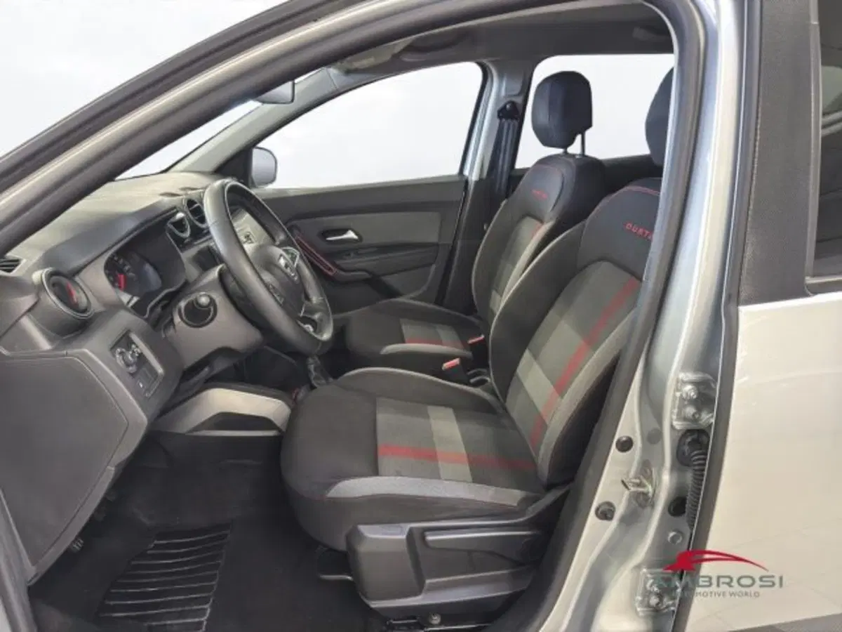 Dacia Duster usata a Perugia (10)