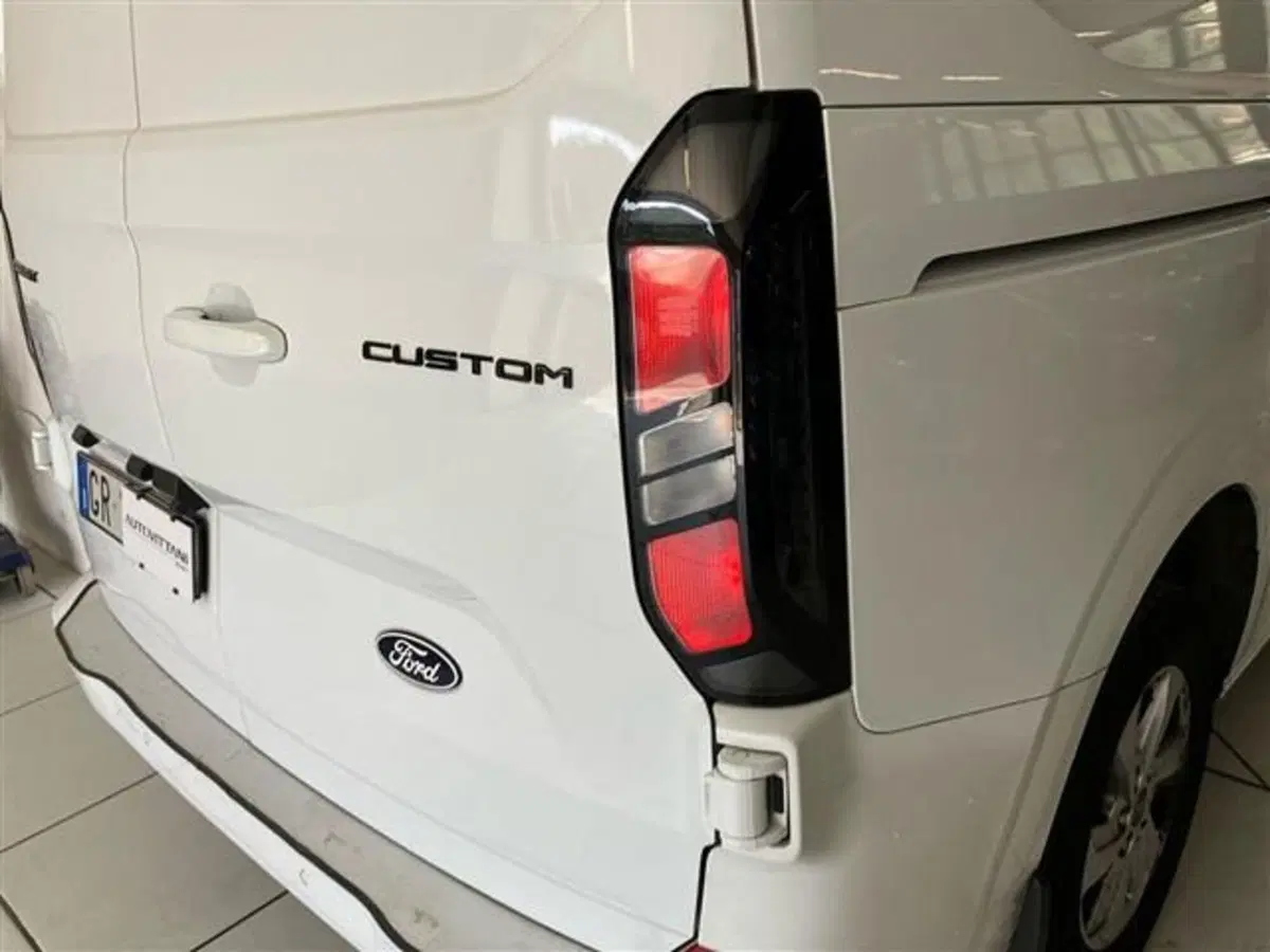 Ford Transit Custom Furgone usata a Como (7)