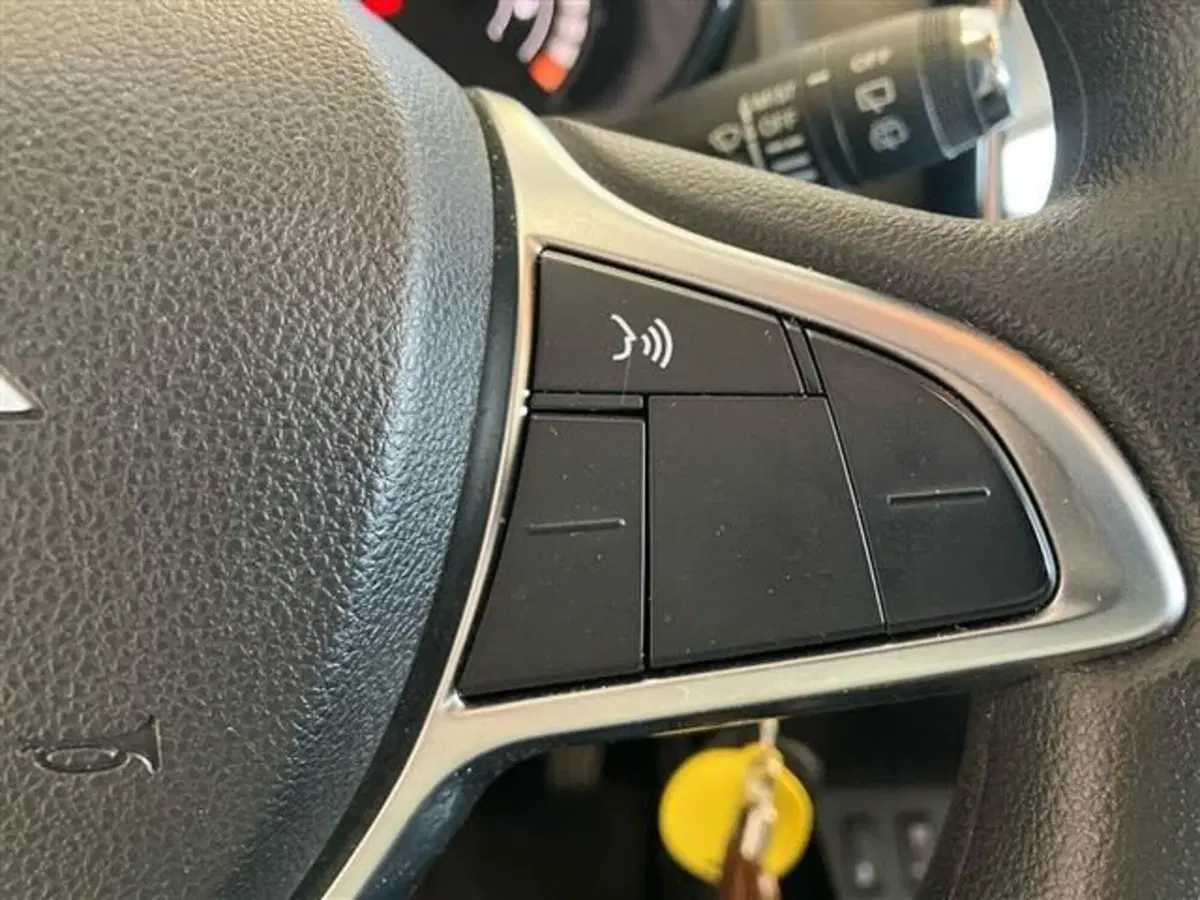 Dacia Spring usata a Como (18)