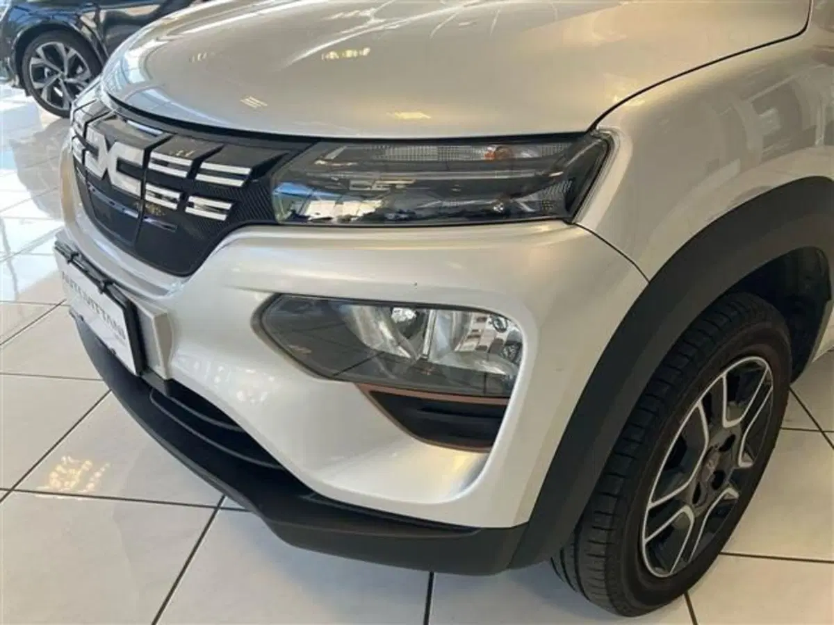 Dacia Spring usata a Como (7)