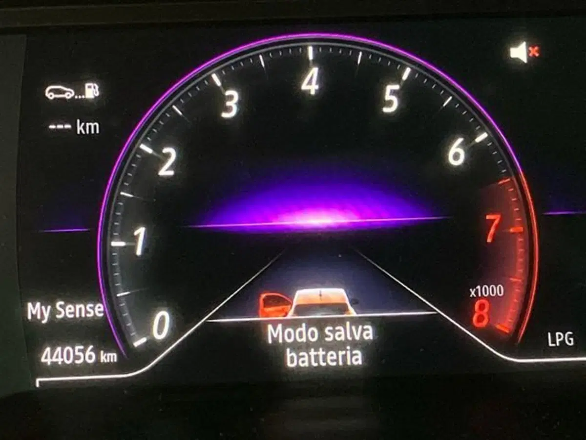 Renault Clio usata a Como (15)