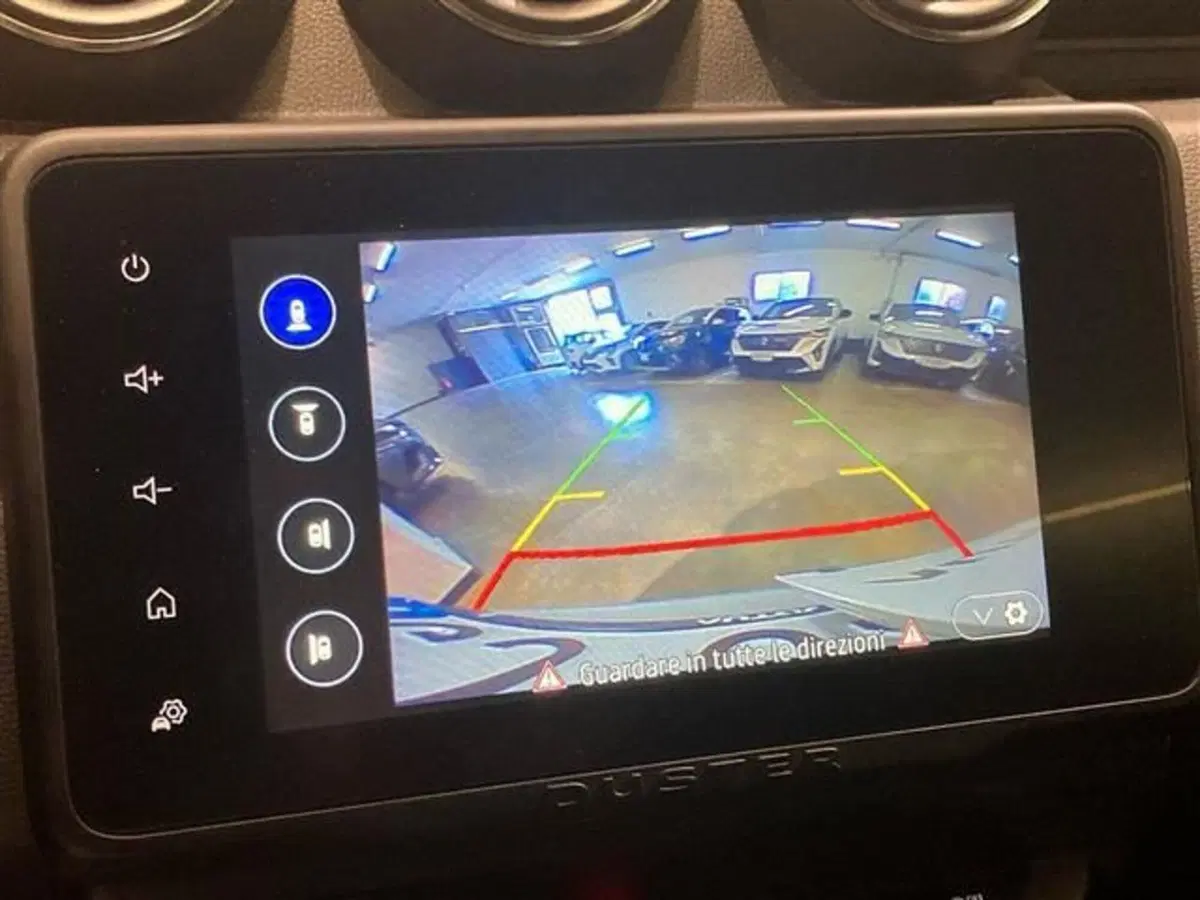 Dacia Duster usata a Como (13)