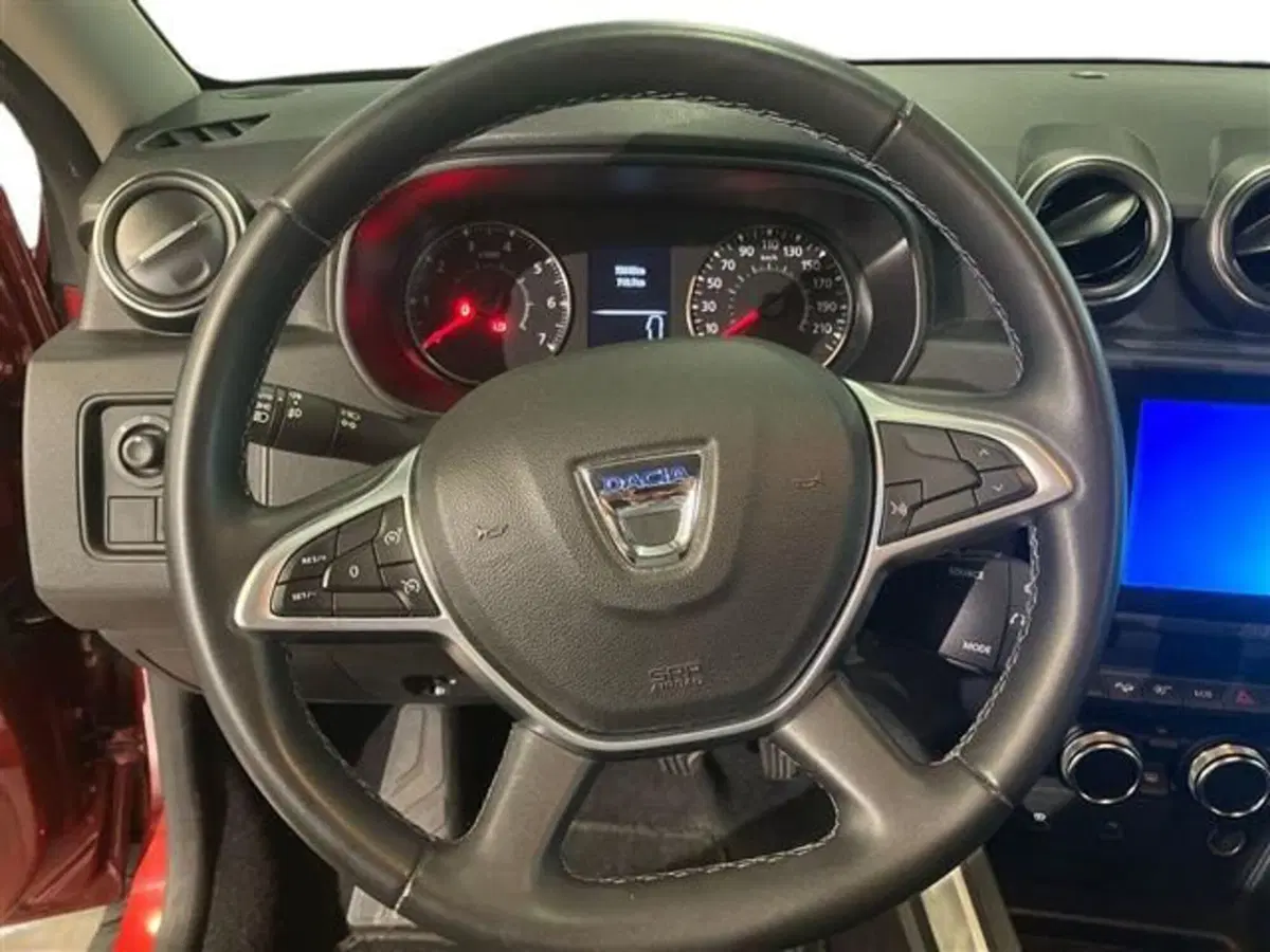 Dacia Duster usata a Como (16)