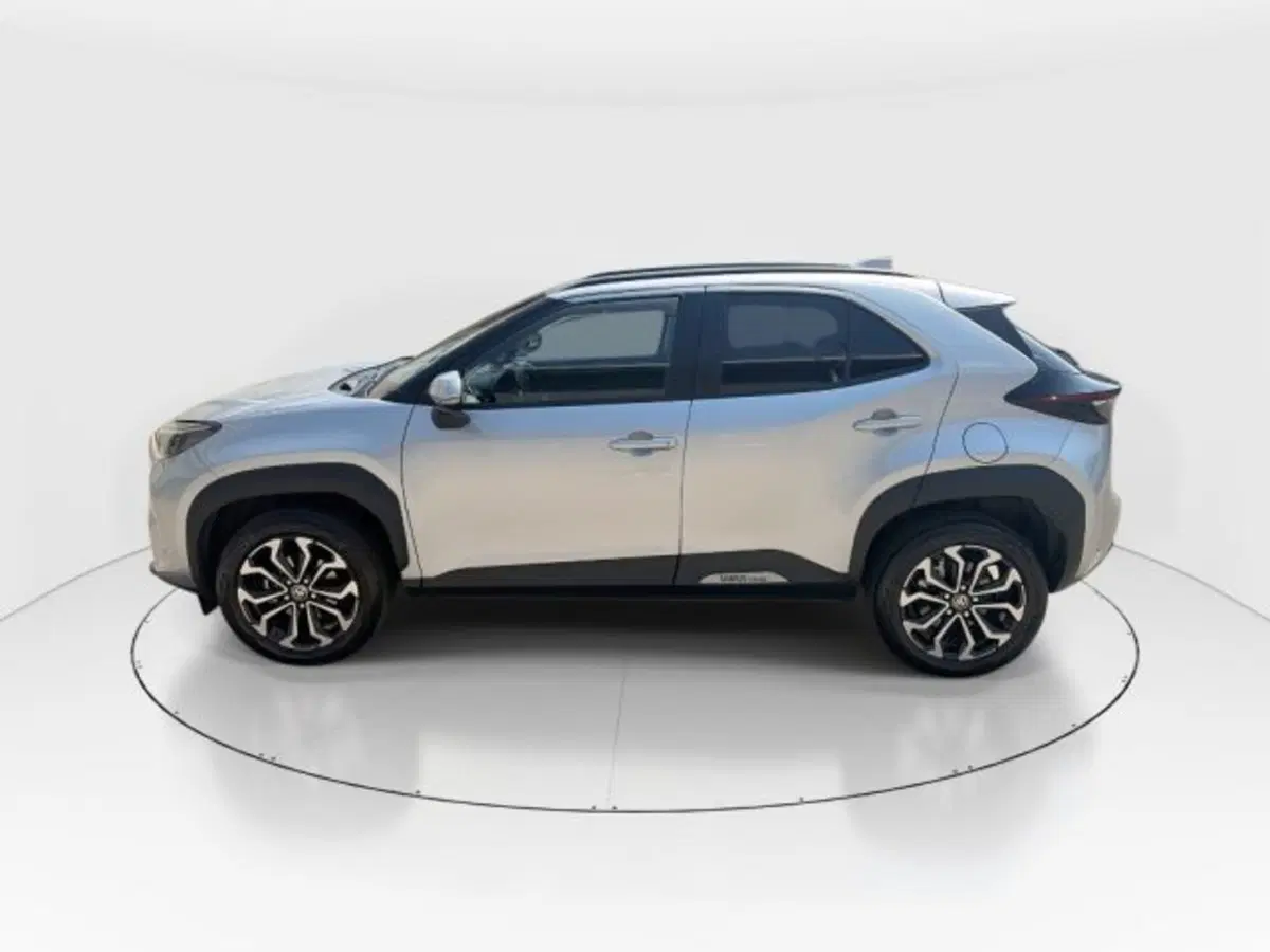 Toyota Yaris Cross usata a Modena (12)