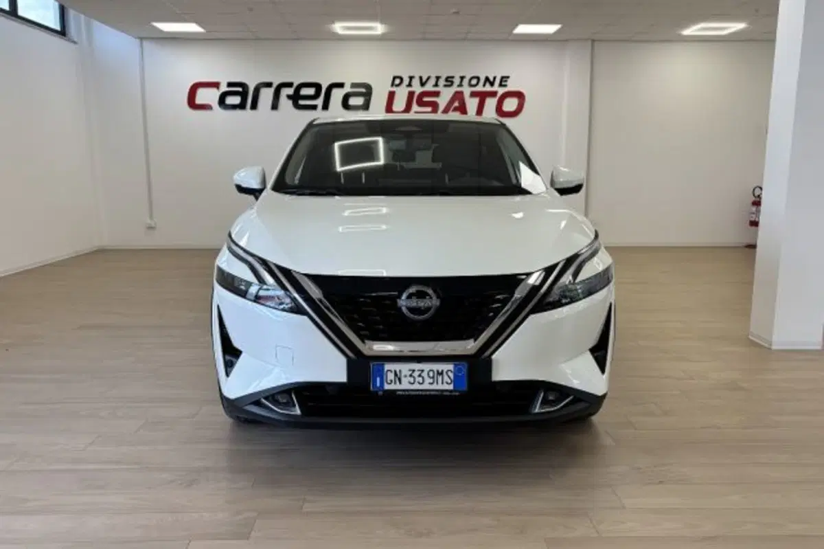 Nissan Qashqai usata a Latina (2)