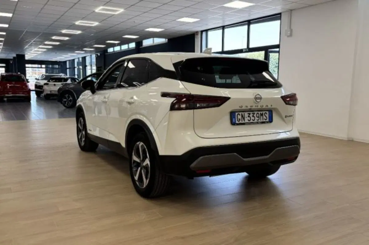 Nissan Qashqai usata a Latina (5)
