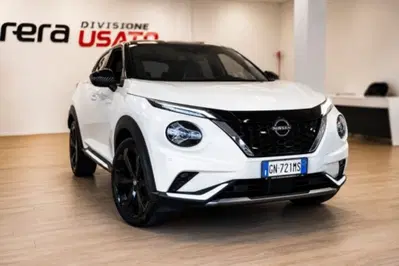Nissan Juke 1.6 hev Premiere Edition del 2023 usata a Fondi
