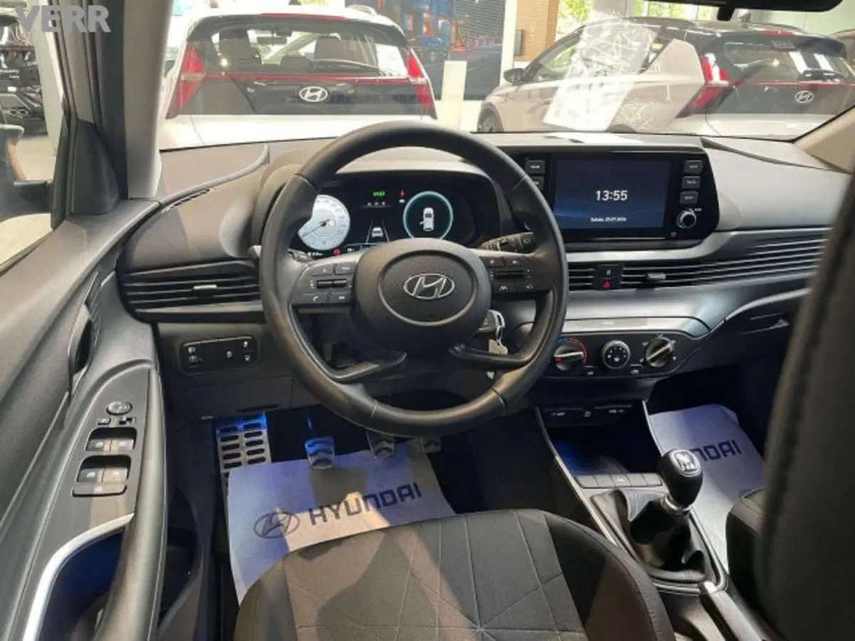 Hyundai Bayon usata a Milano (14)