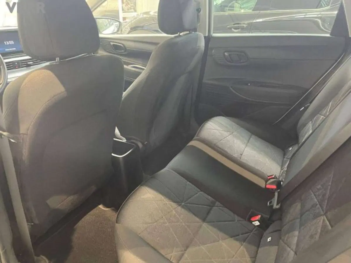 Hyundai Bayon usata a Milano (8)
