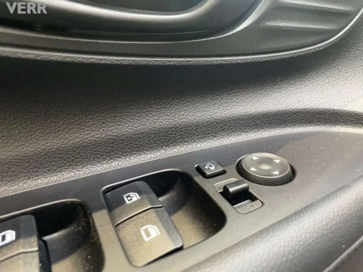 Hyundai Bayon usata a Milano (6)