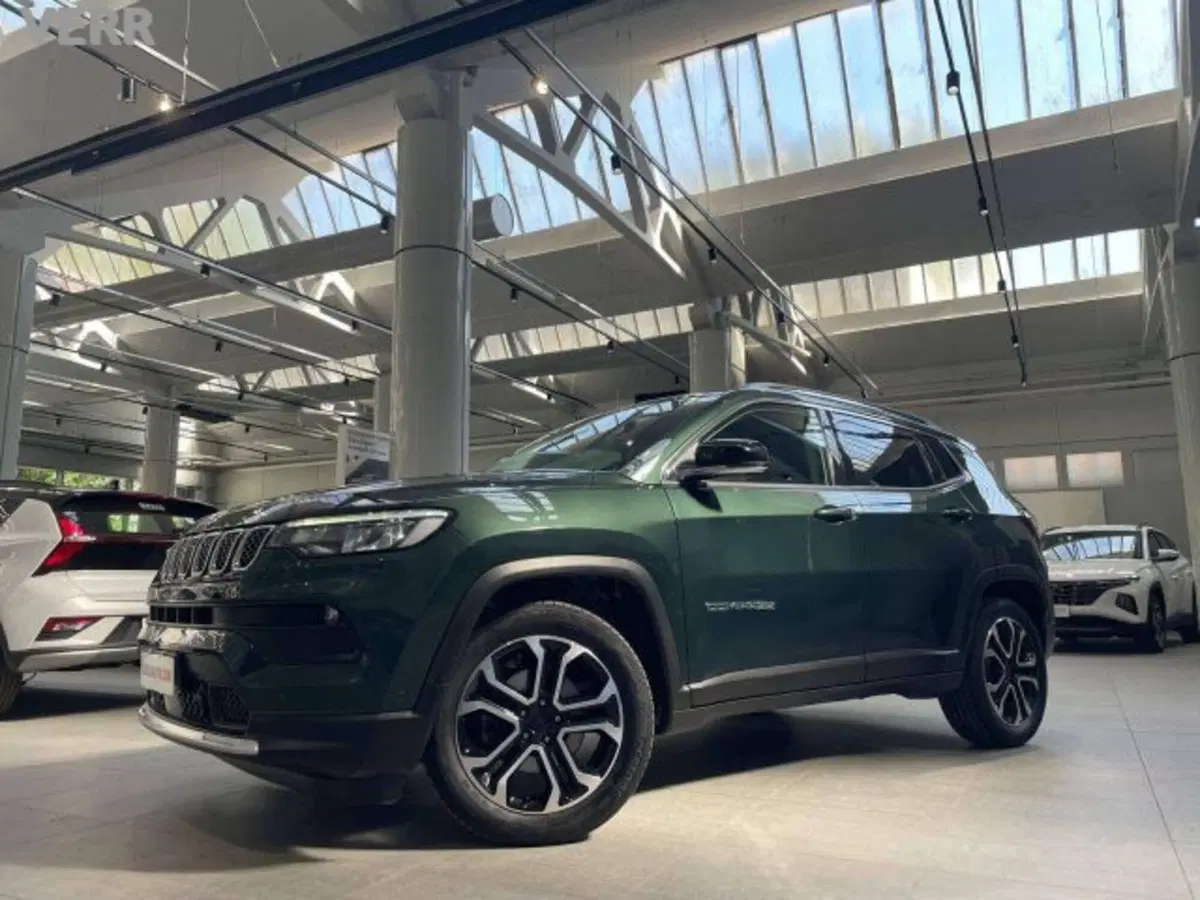 Jeep Compass usata a Milano (6)