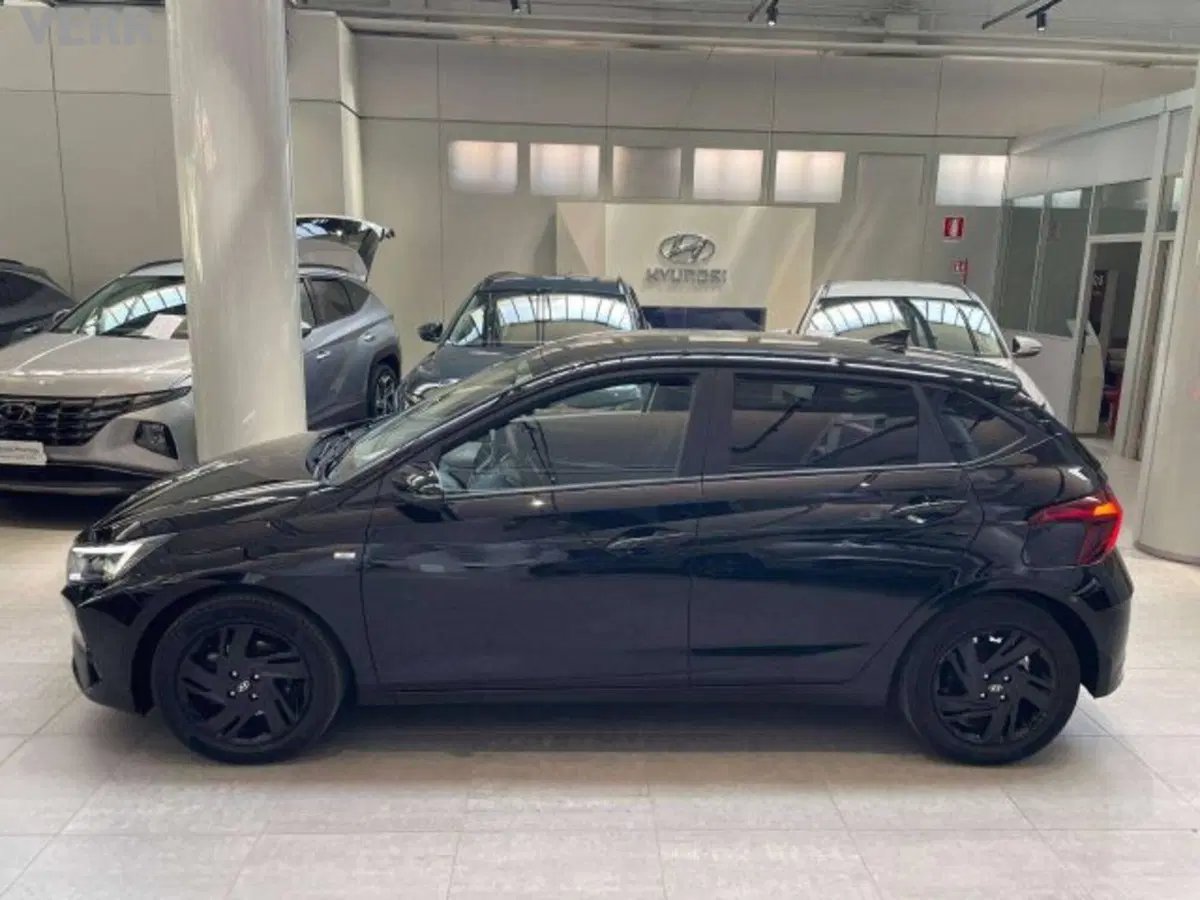 Hyundai i20 usata a Milano (11)
