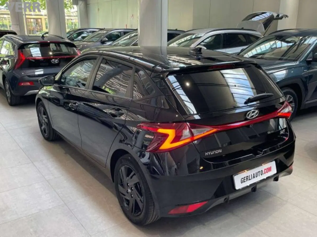 Hyundai i20 usata a Milano (4)