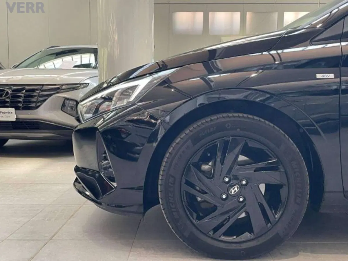 Hyundai i20 usata a Milano (7)
