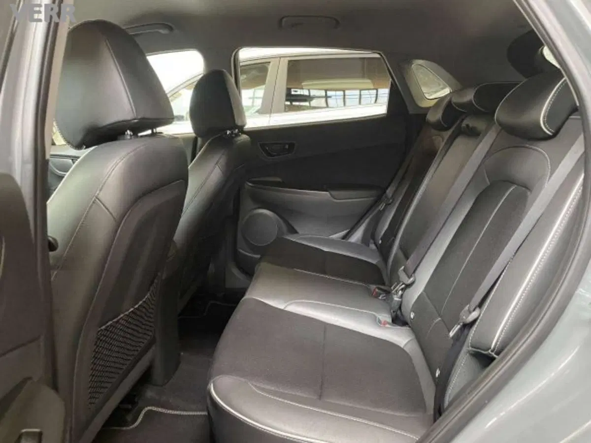 Hyundai Kona usata a Milano (14)
