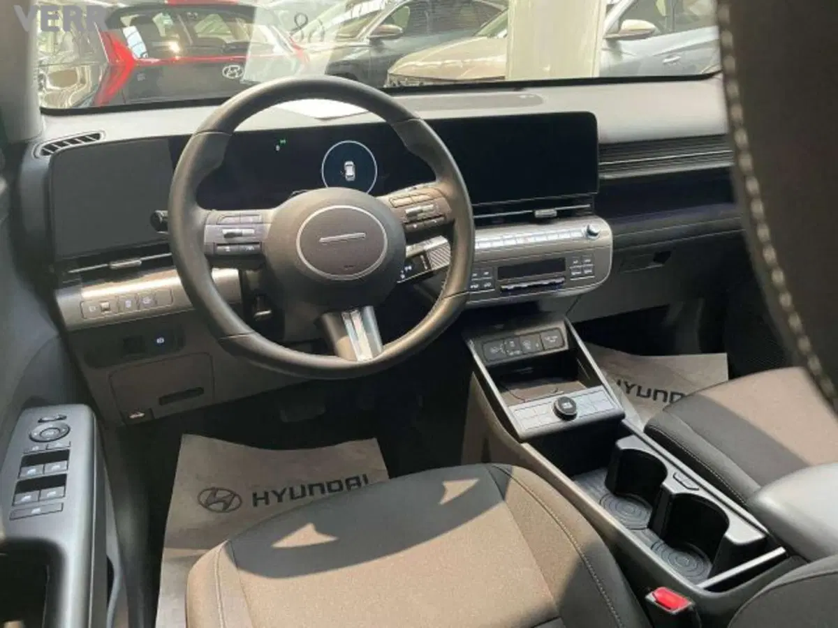Hyundai Kona usata a Milano (11)
