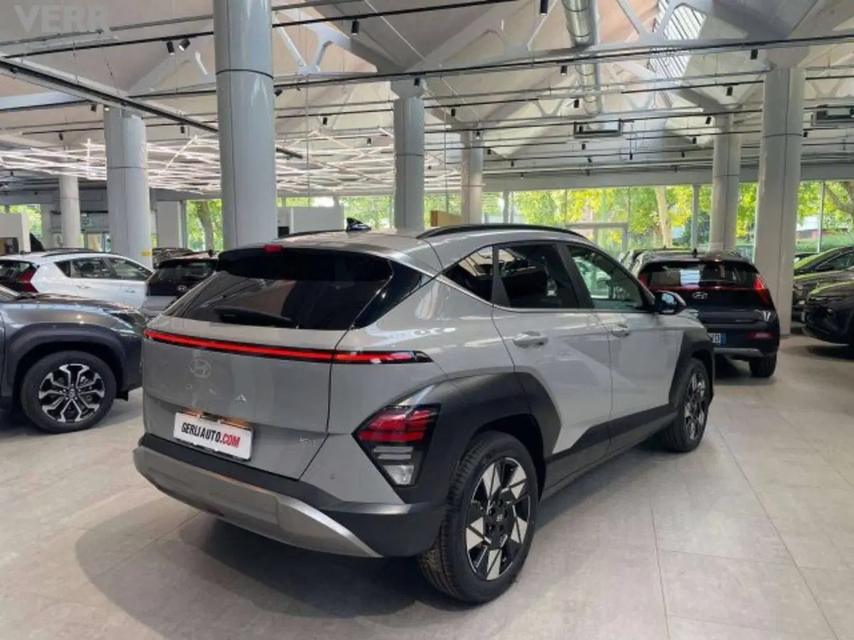 Hyundai Kona usata a Milano (7)