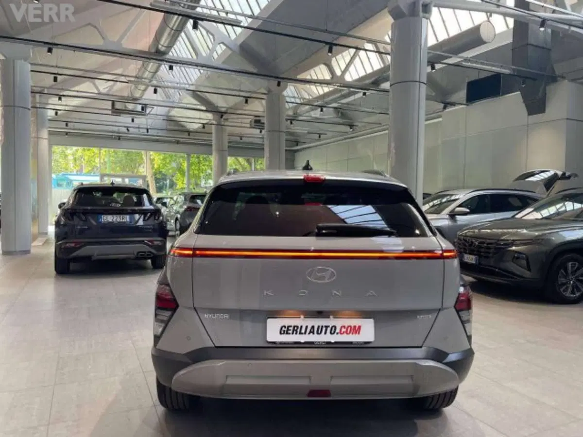 Hyundai Kona usata a Milano (8)
