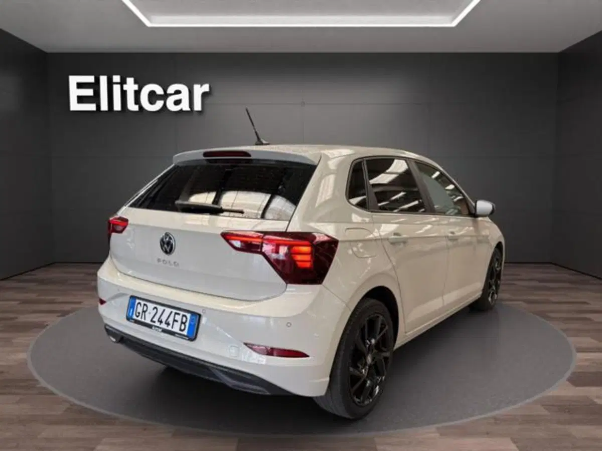 Volkswagen Polo usata a Milano (6)