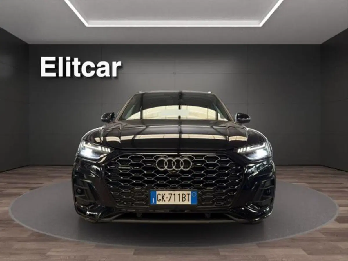 Audi Q5 Sportback usata a Milano (2)