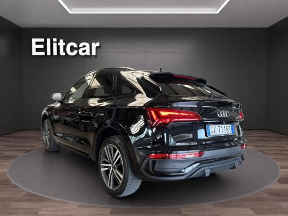 Audi Q5 Sportback usata a Milano (6)