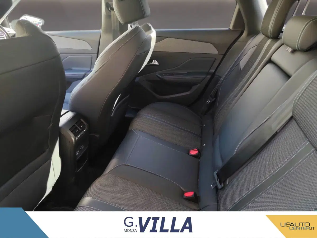 Peugeot 308 SW usata a Milano (14)