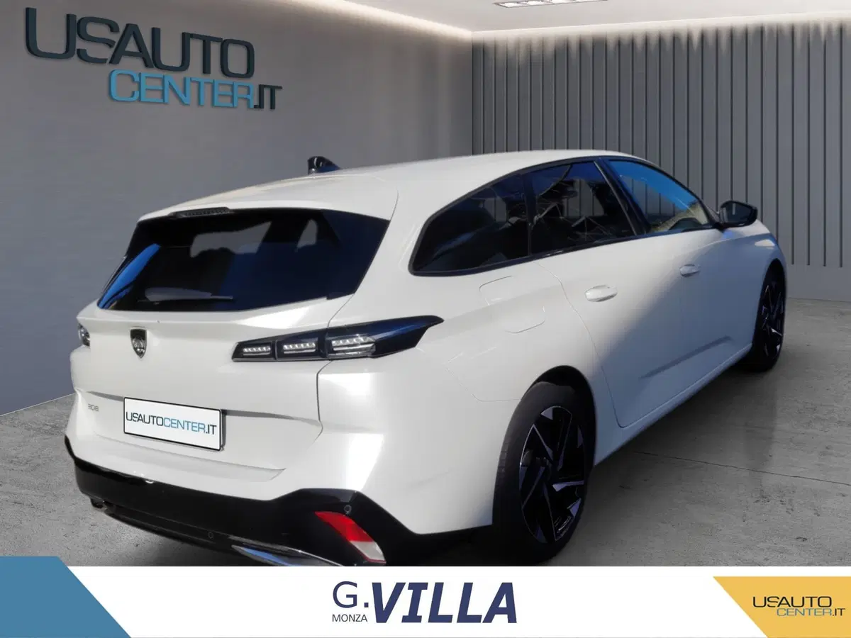 Peugeot 308 SW usata a Milano (4)