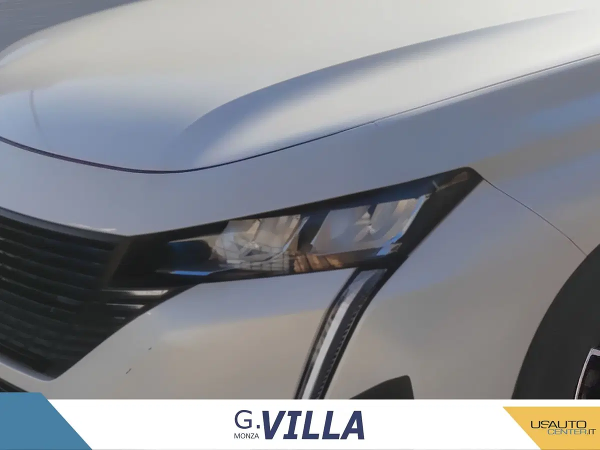 Peugeot 308 SW usata a Milano (6)