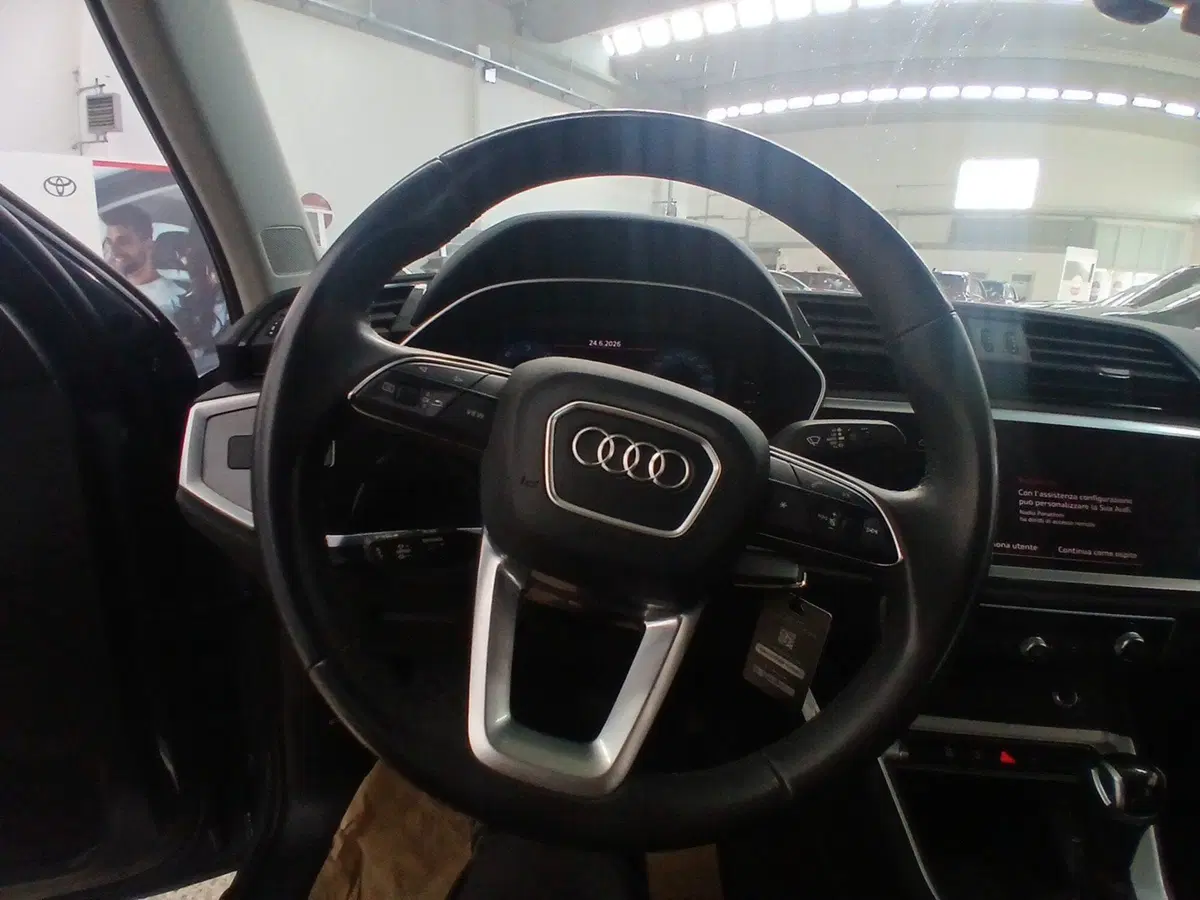Audi Q3 usata a Lecce (16)